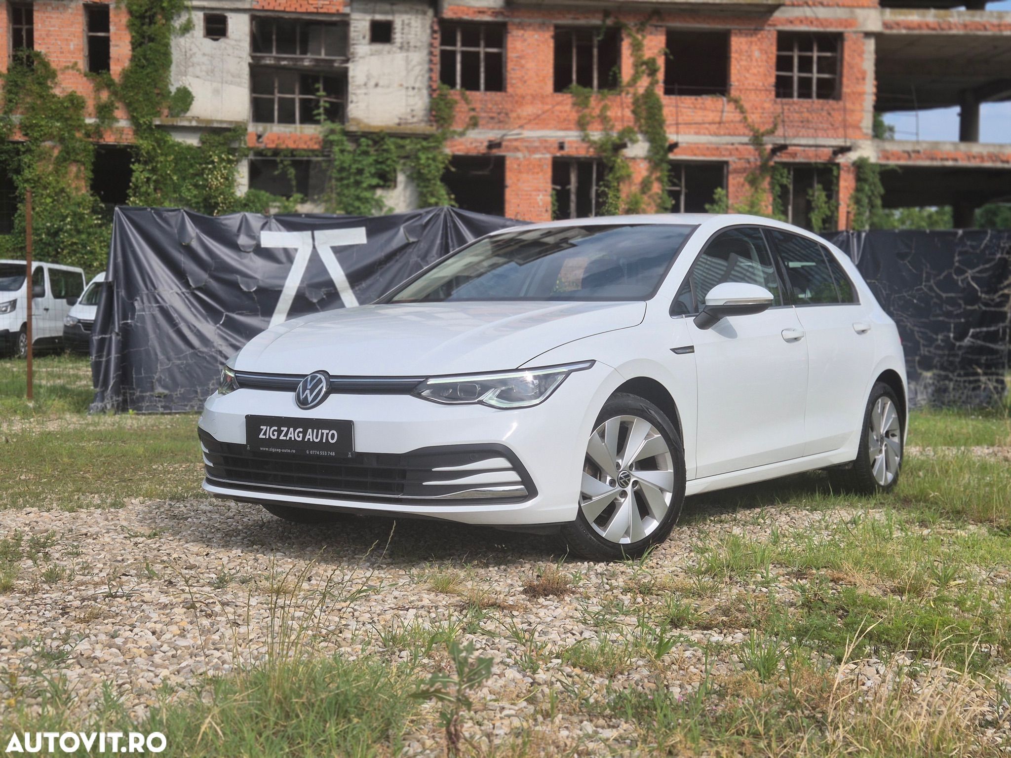 Volkswagen Golf 2.0 TDI DSG Style - 1