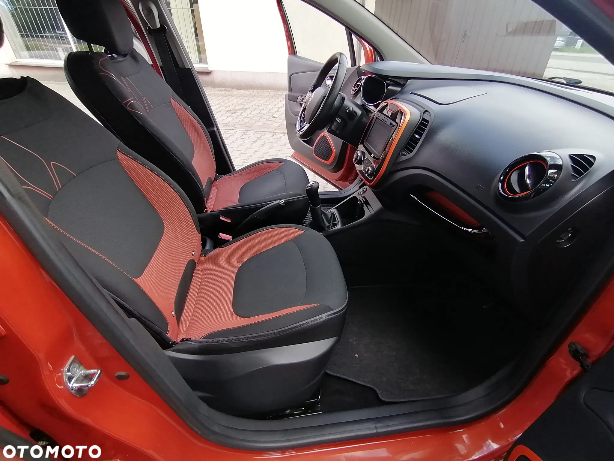 Renault Captur (ENERGY) TCe 90 INTENS - 33