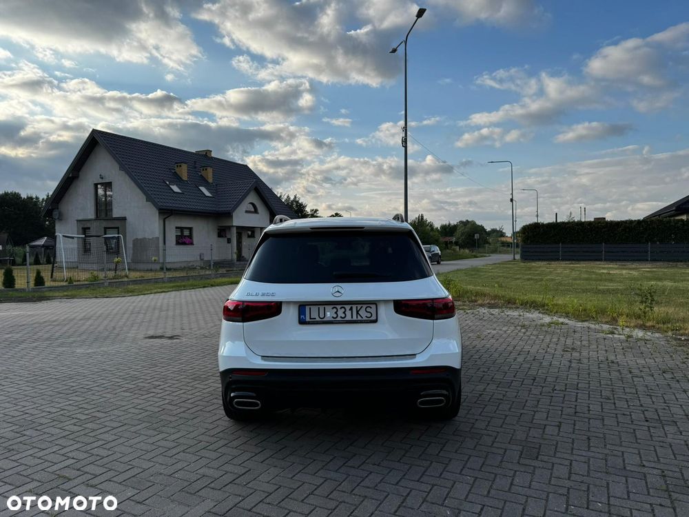 Mercedes-Benz GLB 200 AMG Line 7G-DCT - 15