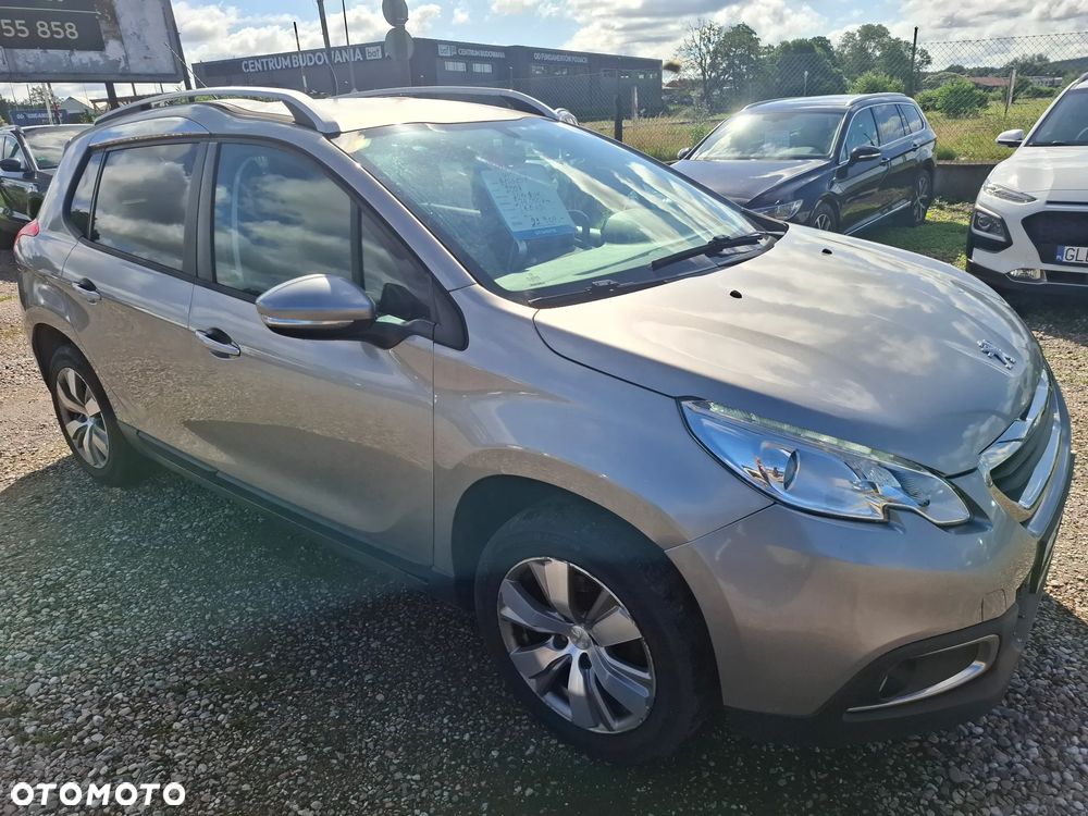 Peugeot 2008 1.6 e-HDi Style S&S - 4