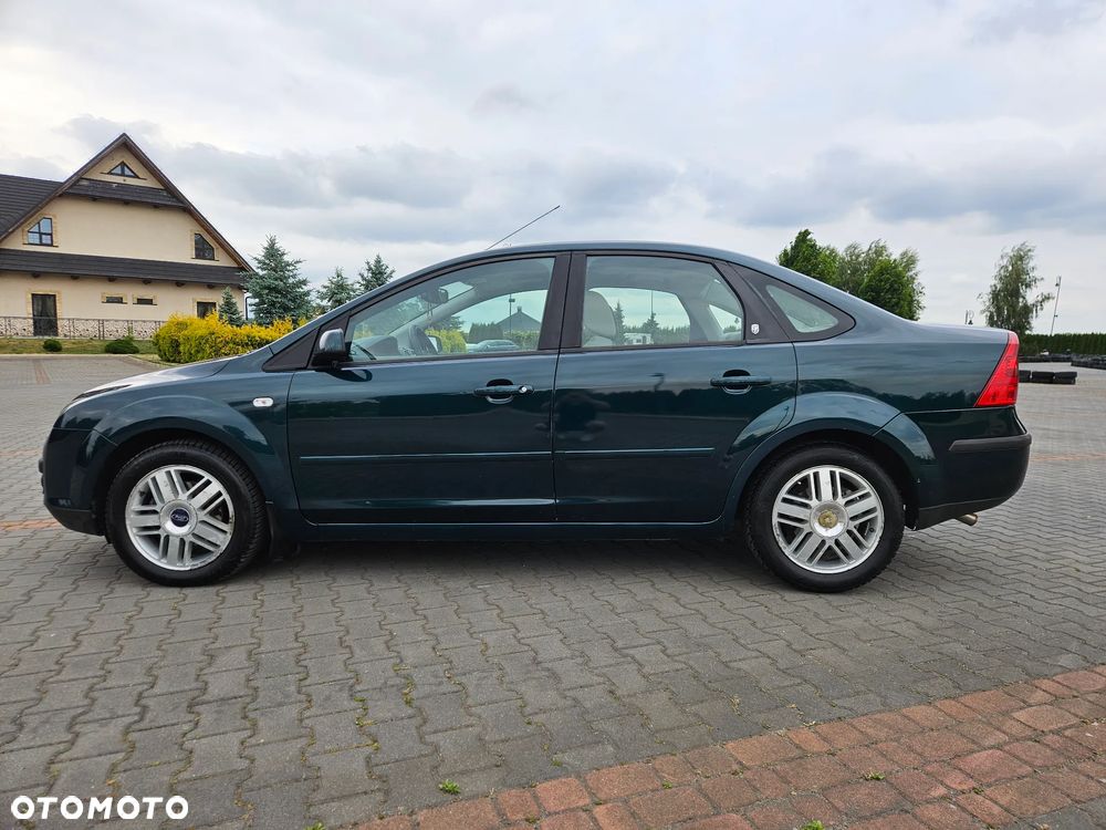 Ford Focus 1.6 TDCi Ghia - 15