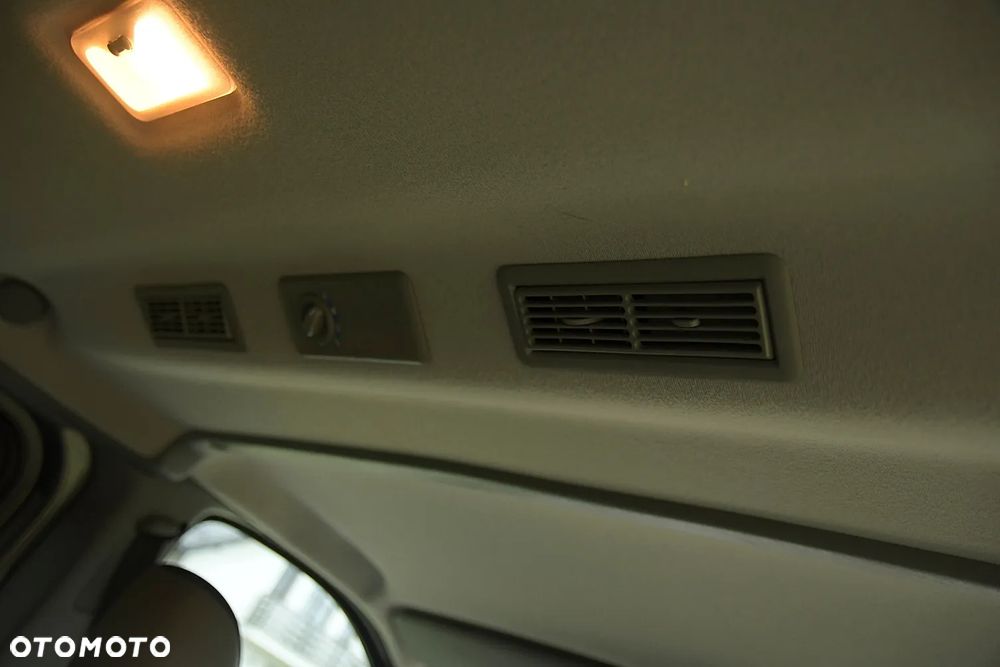 Opel Vivaro - 20