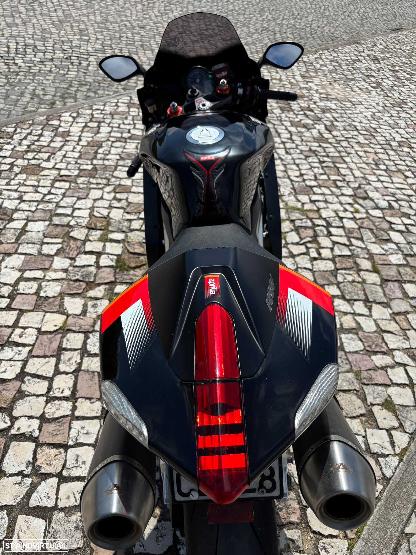 Aprilia RSV - 13