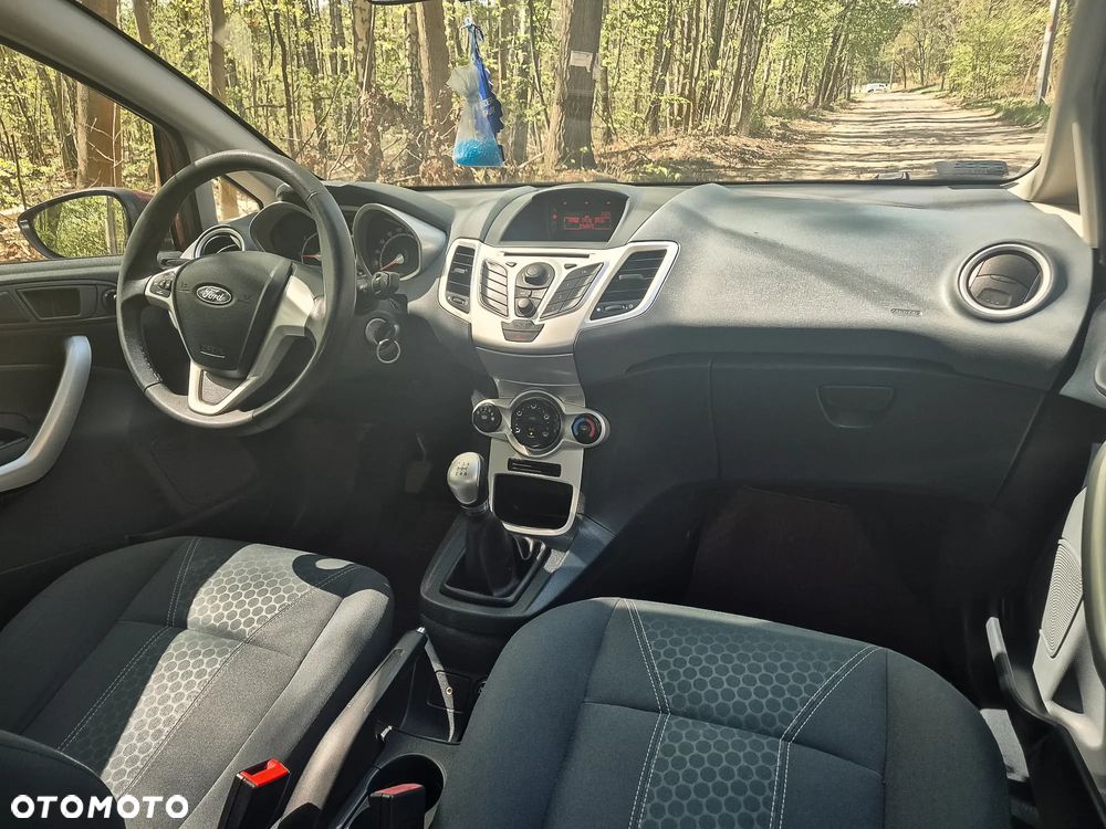 Ford Fiesta 1.25 Titanium - 13