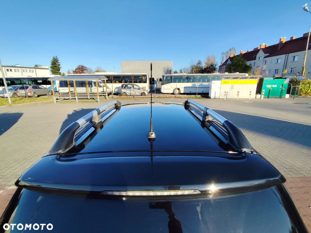 Mitsubishi Outlander - 11