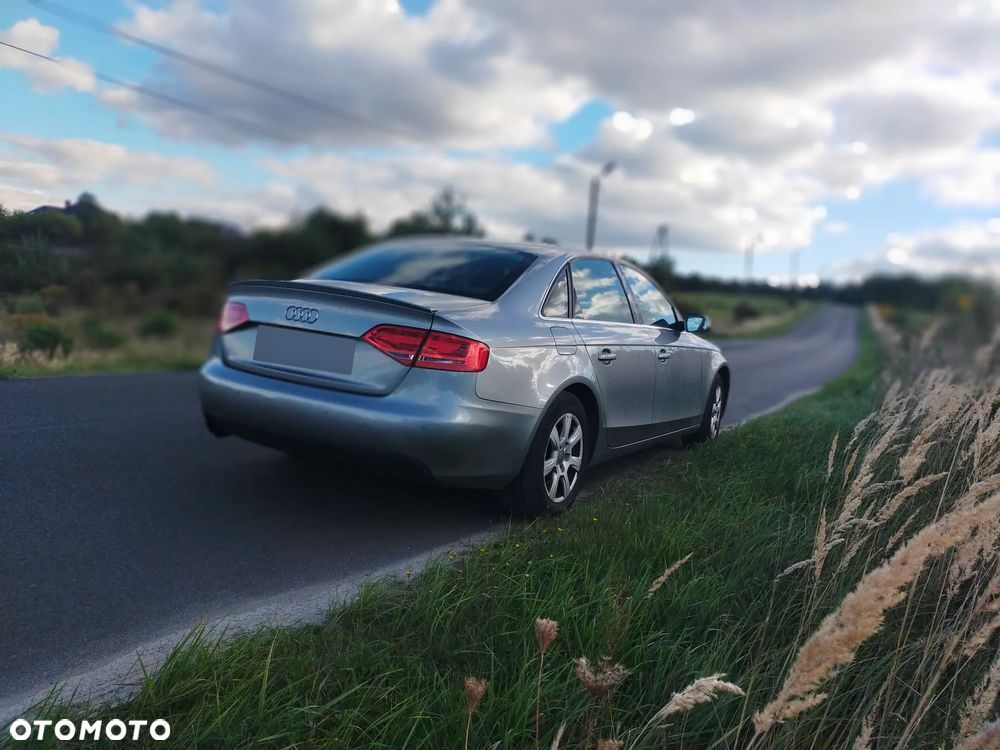 Audi A4 - 1