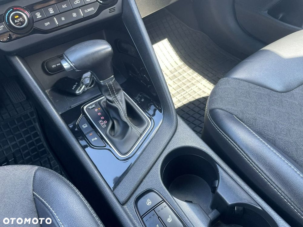 Kia Niro 1.6 GDI Hybrid L Business Line - 15