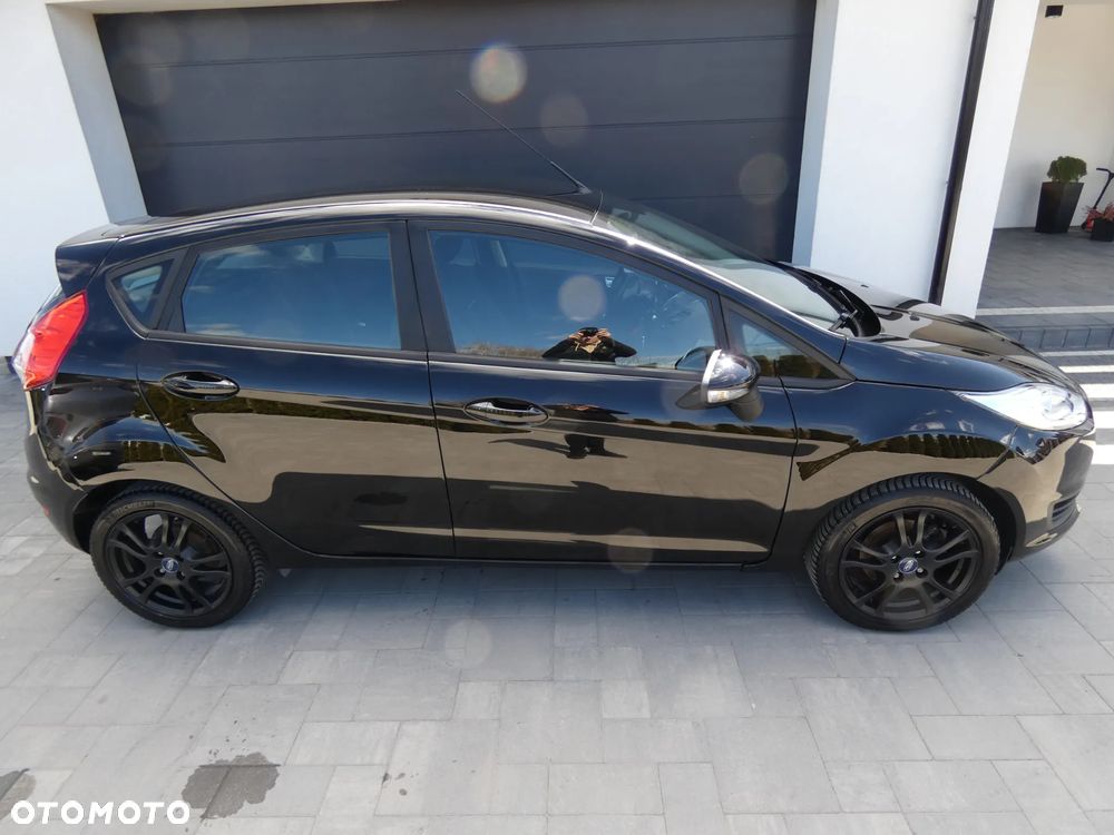 Ford Fiesta 1.25 Champions Edition - 6