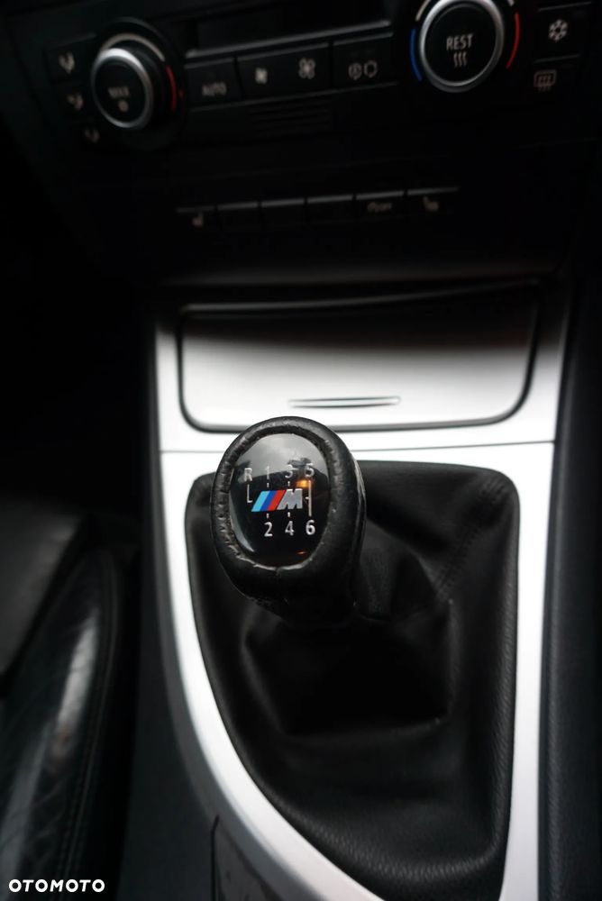 BMW Seria 1 - 26
