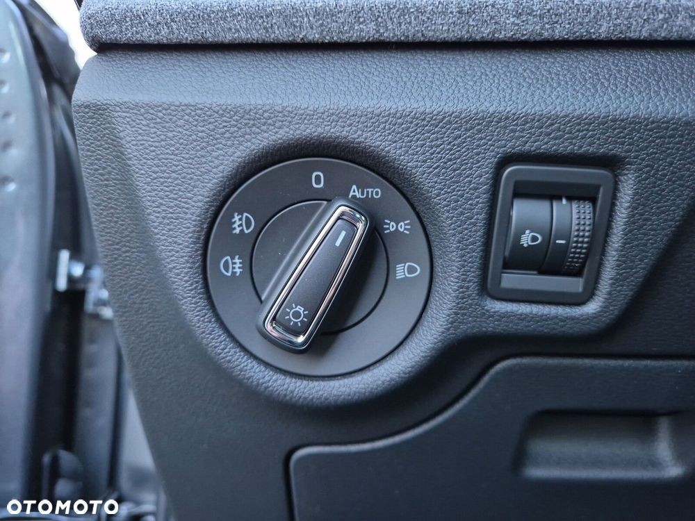 Skoda Kamiq 1.0 TSI Drive - 21