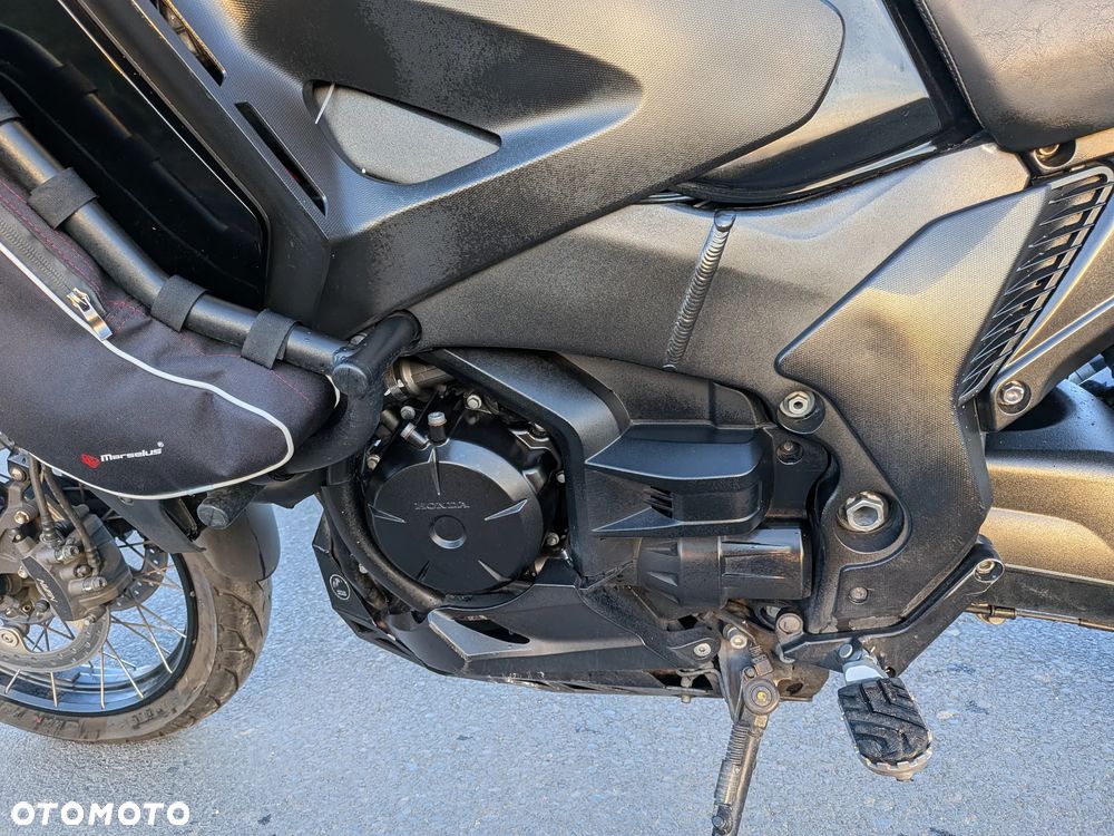 Honda VFR - 4
