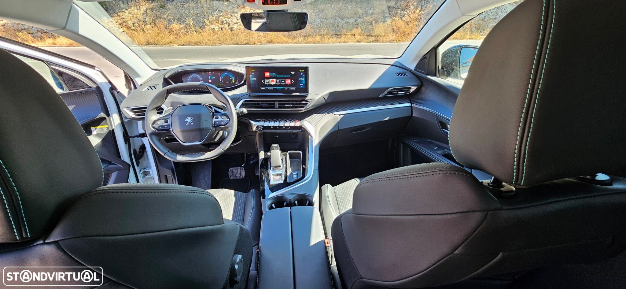 Peugeot 3008 1.6 Hybrid Allure e-EAT8 - 17