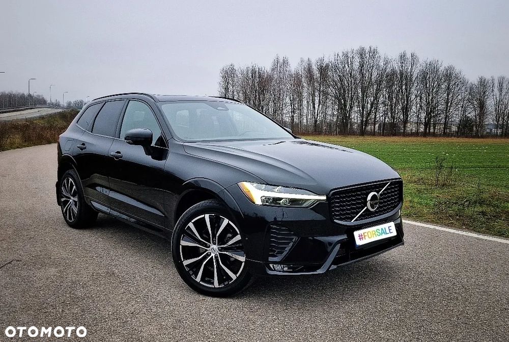 Volvo XC 60 B5 B AWD Plus Dark - 2