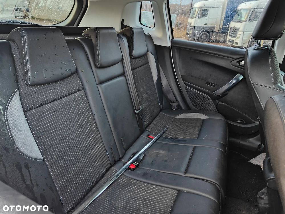 Peugeot 2008 PureTech 110 GPF Stop&Start EAT6 Allure - 23