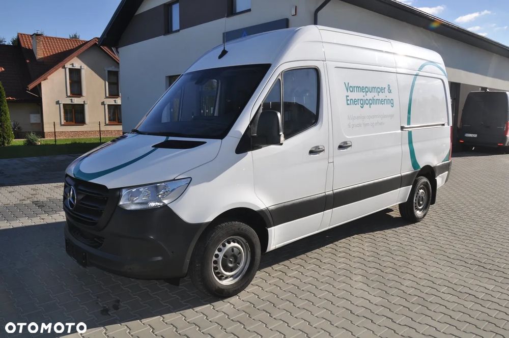 Mercedes-Benz SPRINTER 317 - 20