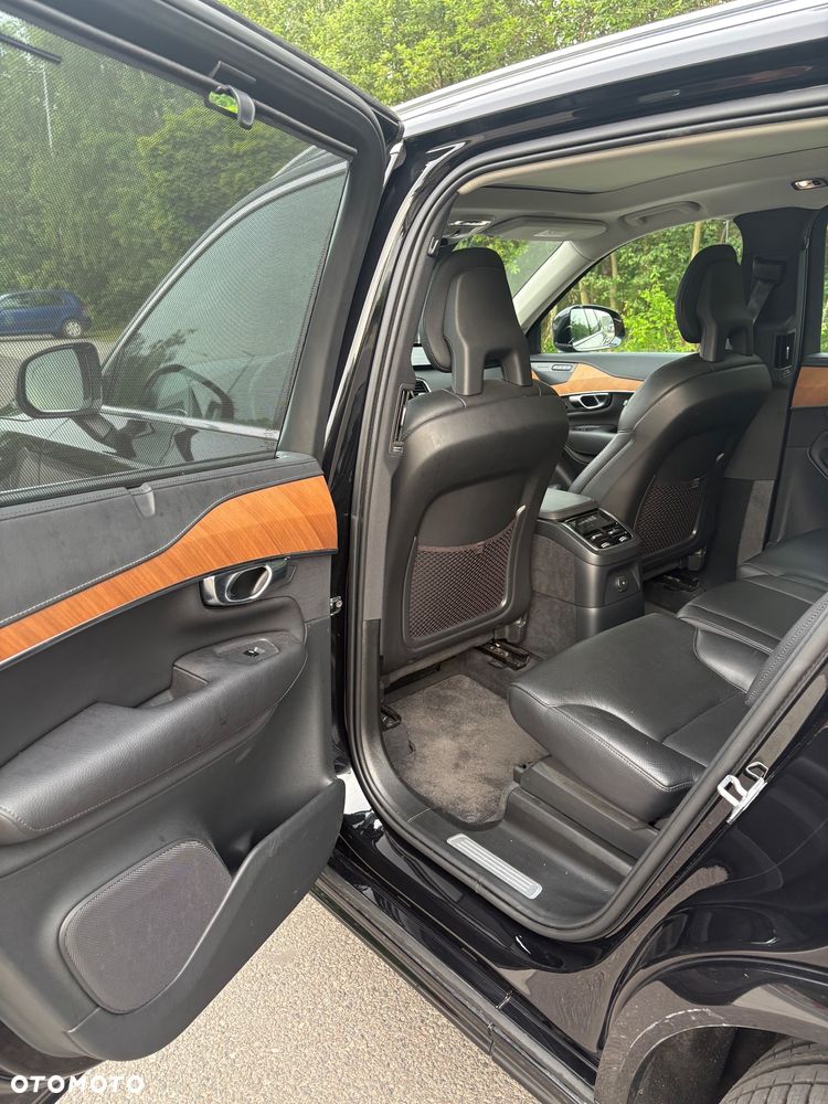Volvo XC 90 - 23