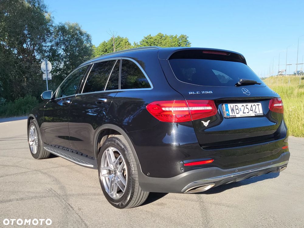 Mercedes-Benz GLC 250 4-Matic - 5