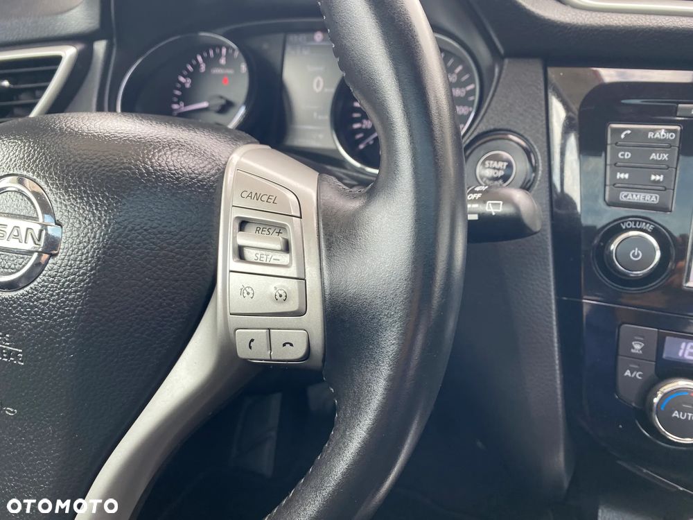 Nissan Qashqai 1.2 DIG-T N-Vision EU6 - 30
