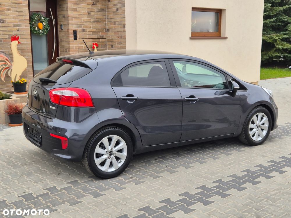 Kia Rio 1.2 Dream Team Edition - 3