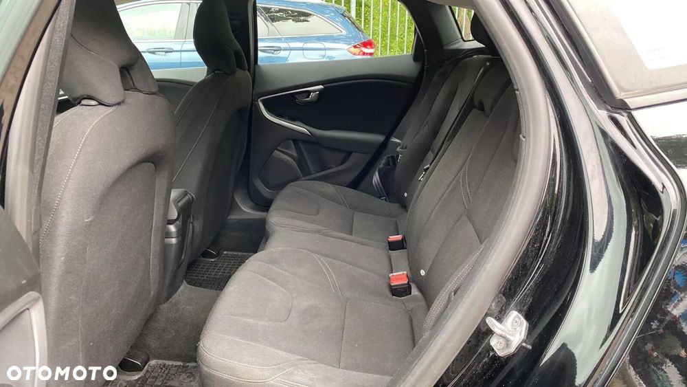 Volvo V40 - 15