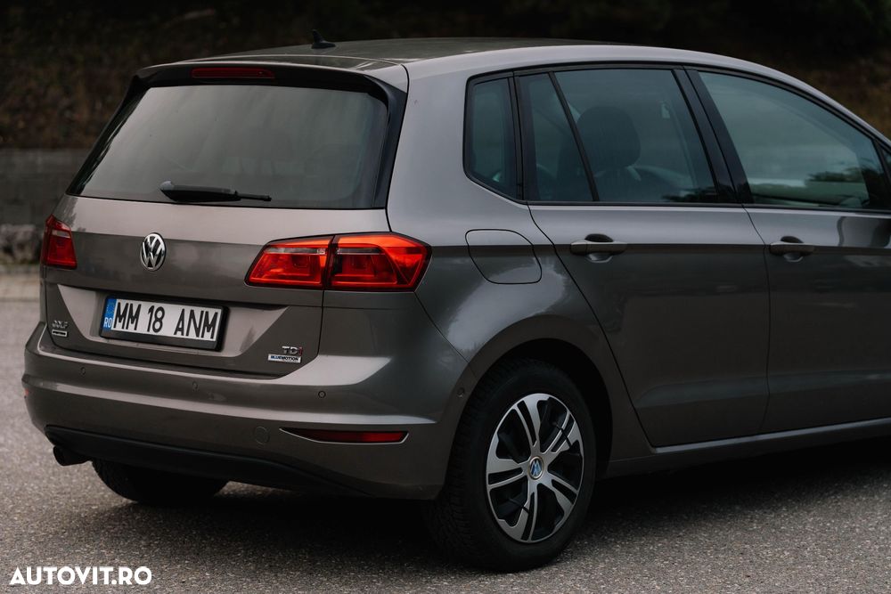 Volkswagen Golf 1.6 TDI DSG BMT Comfortline - 11