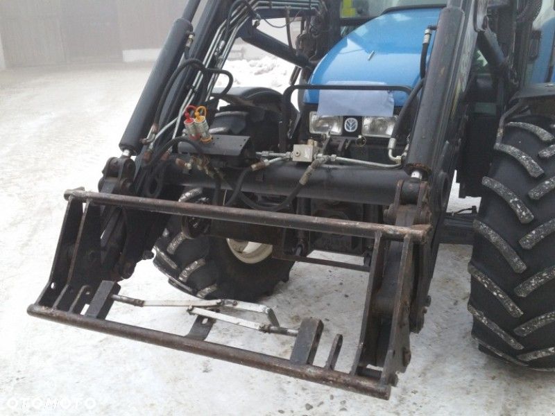 New Holland New Holland TL 100  , Rok 2003 - 6