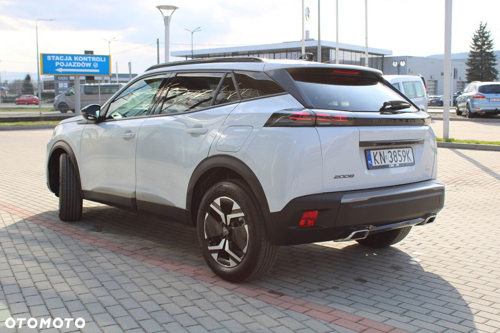 Peugeot 2008 PureTech 130 Stop&Start EAT6 Allure - 11