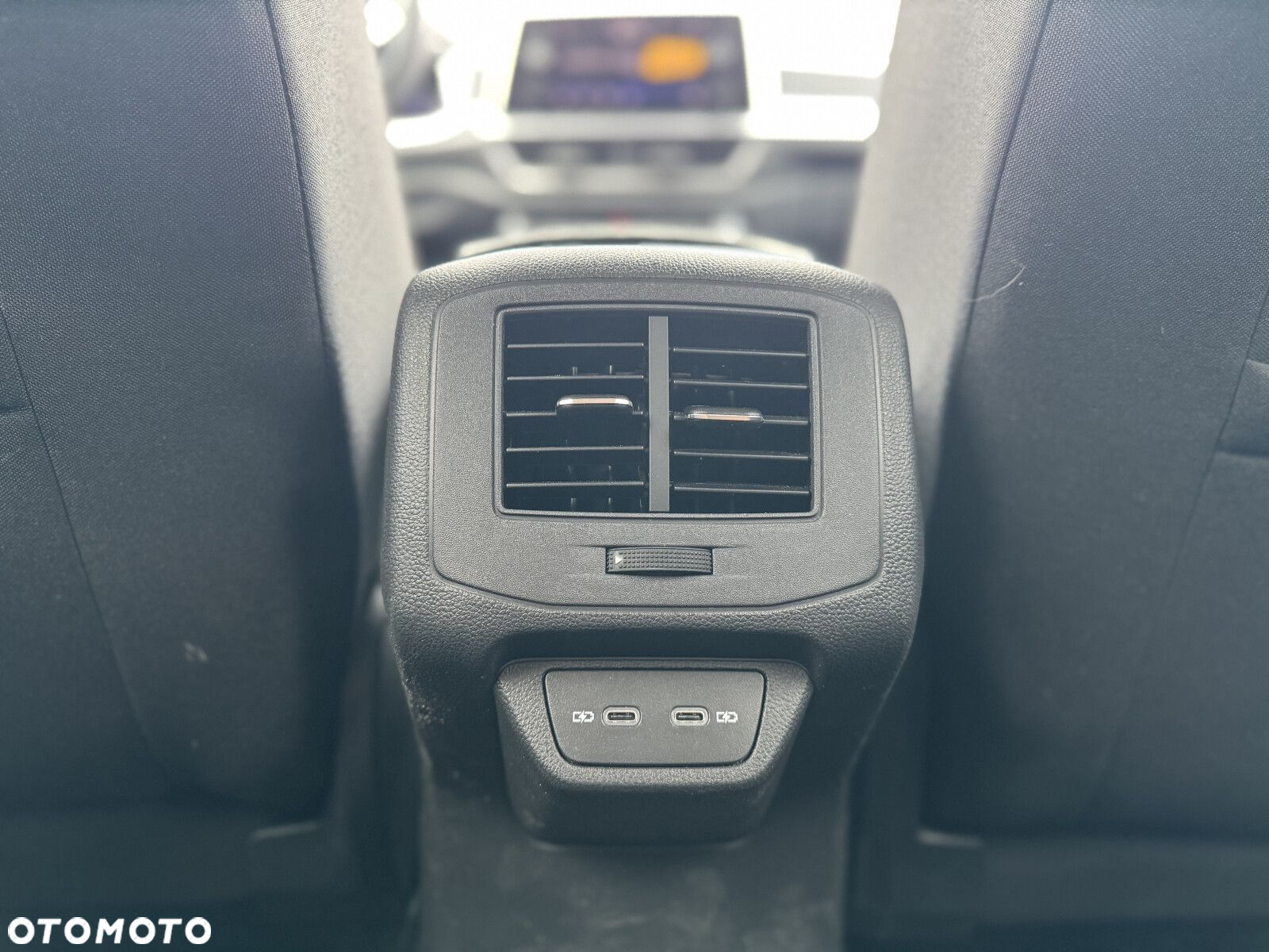 Volkswagen T-Roc 1.5 TSI Style DSG - 21