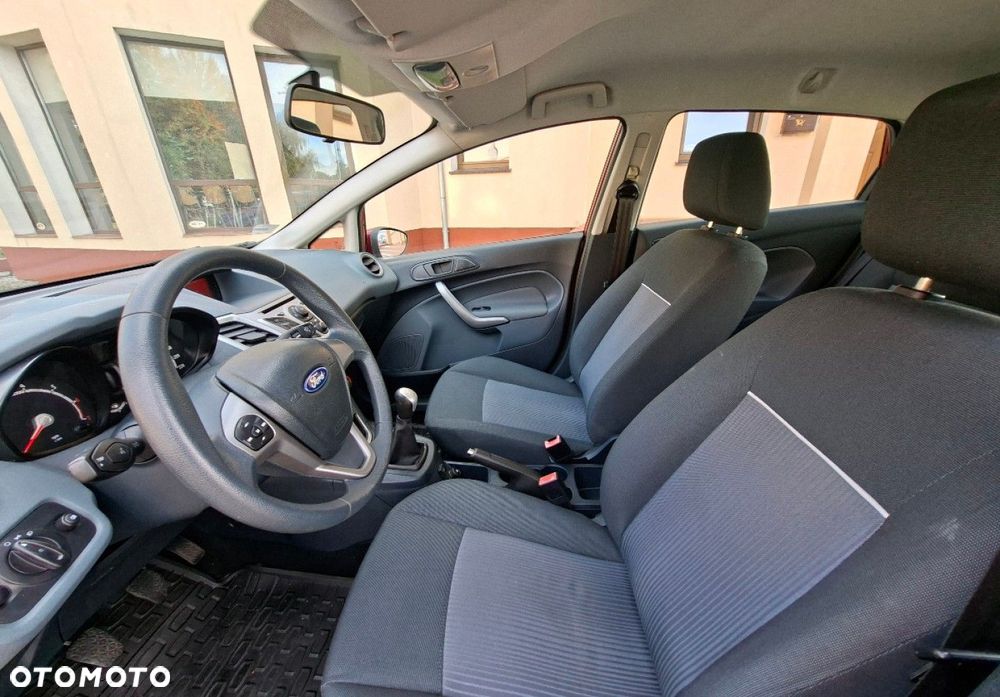 Ford Fiesta - 19
