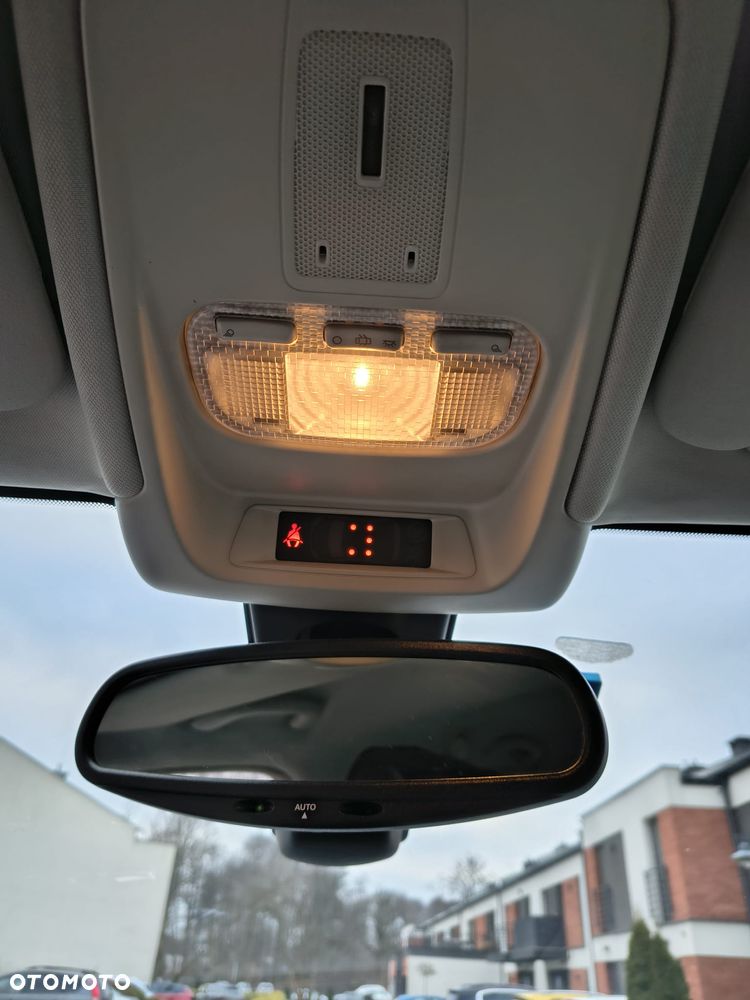 Citroën C5 2.0 HDi Exclusive - 19