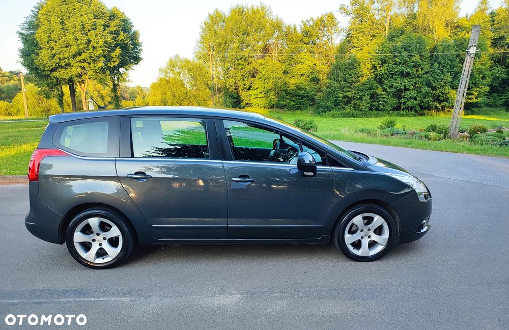 Peugeot 5008 120 VTi Premium - 16