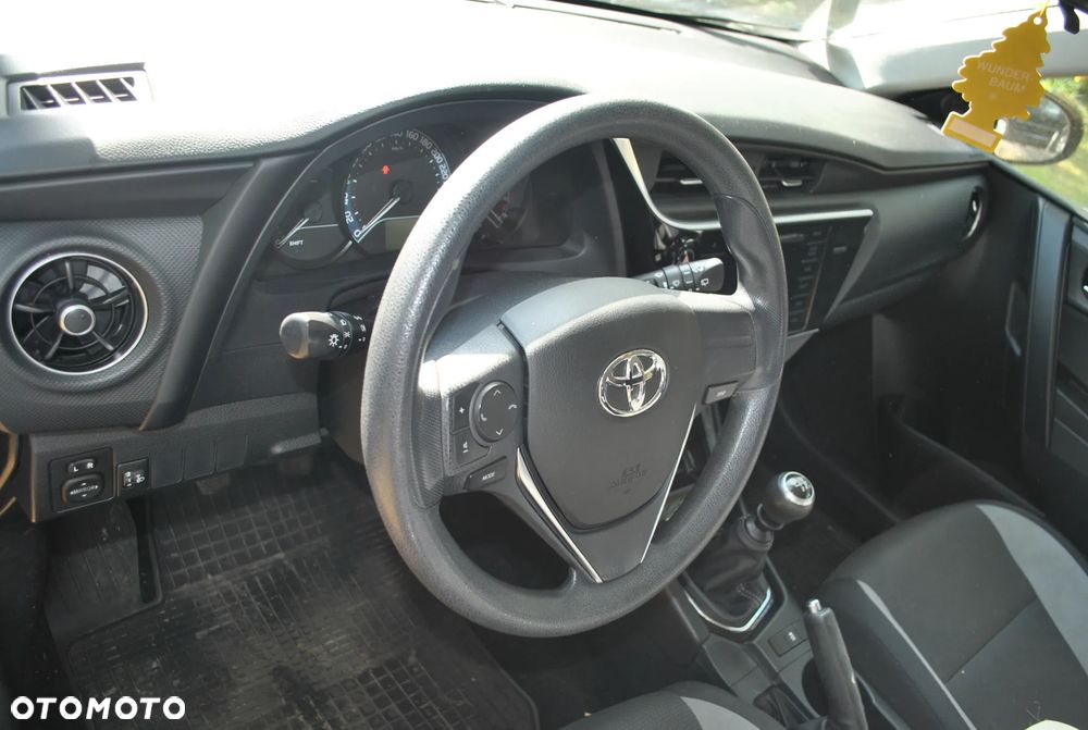 Toyota Auris 1.33 VVT-i Active - 13