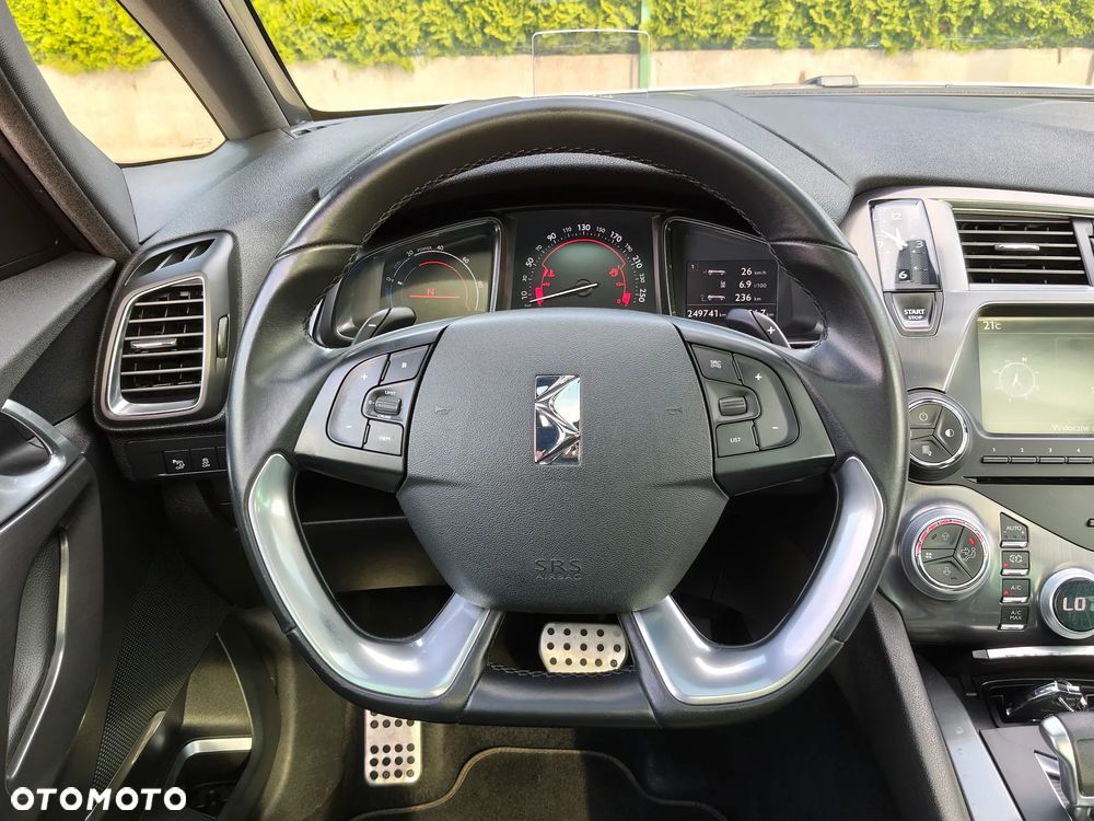Citroën DS5 HDi 165 SportChic - 16