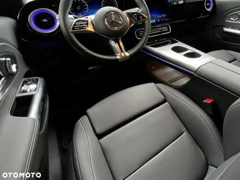 Mercedes-Benz CLA - 8