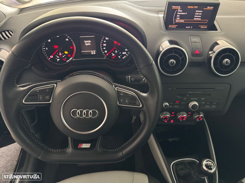 Audi A1 1.6 TDI S line Sport Pack - 20