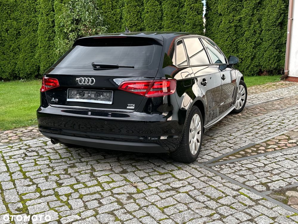 Audi A3 Sportback 1.6 TDI ultra Attraction - 6