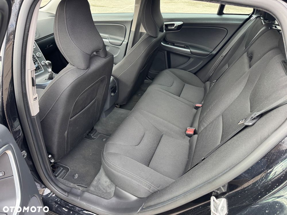 Volvo V60 - 13