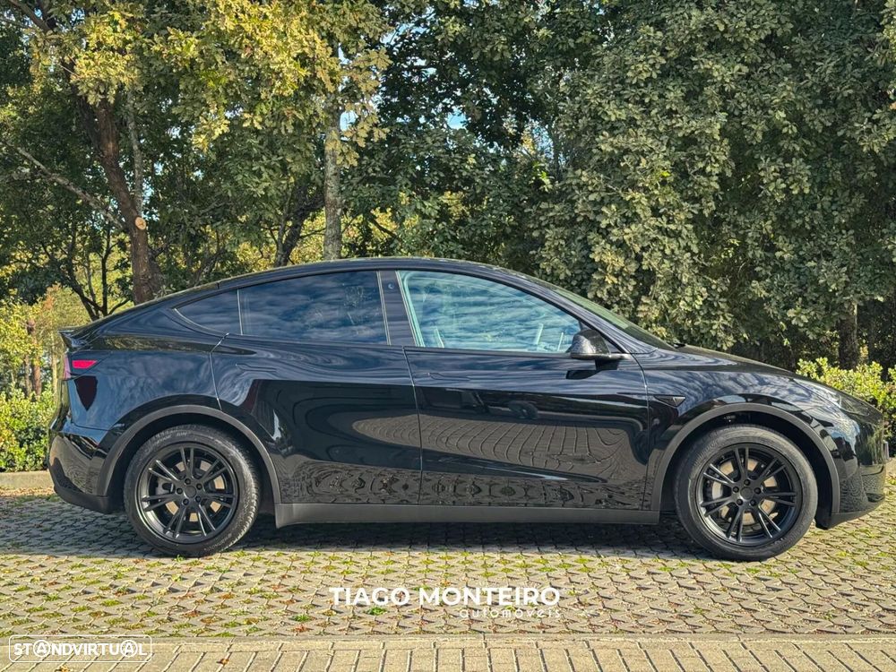 Tesla Model Y Tração Traseira - 25