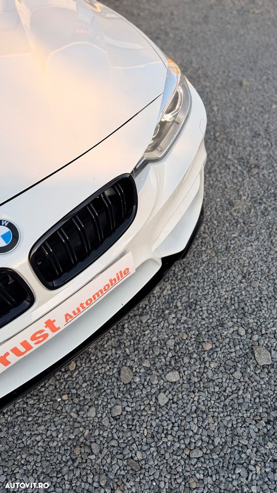 BMW Seria 3 320d Aut. Sport Line - 25