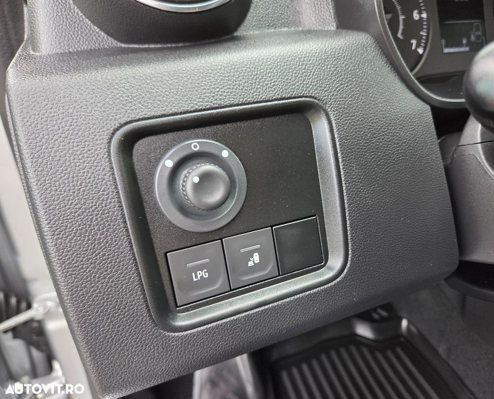 Dacia Duster ECO-G 100 Journey+ - 24