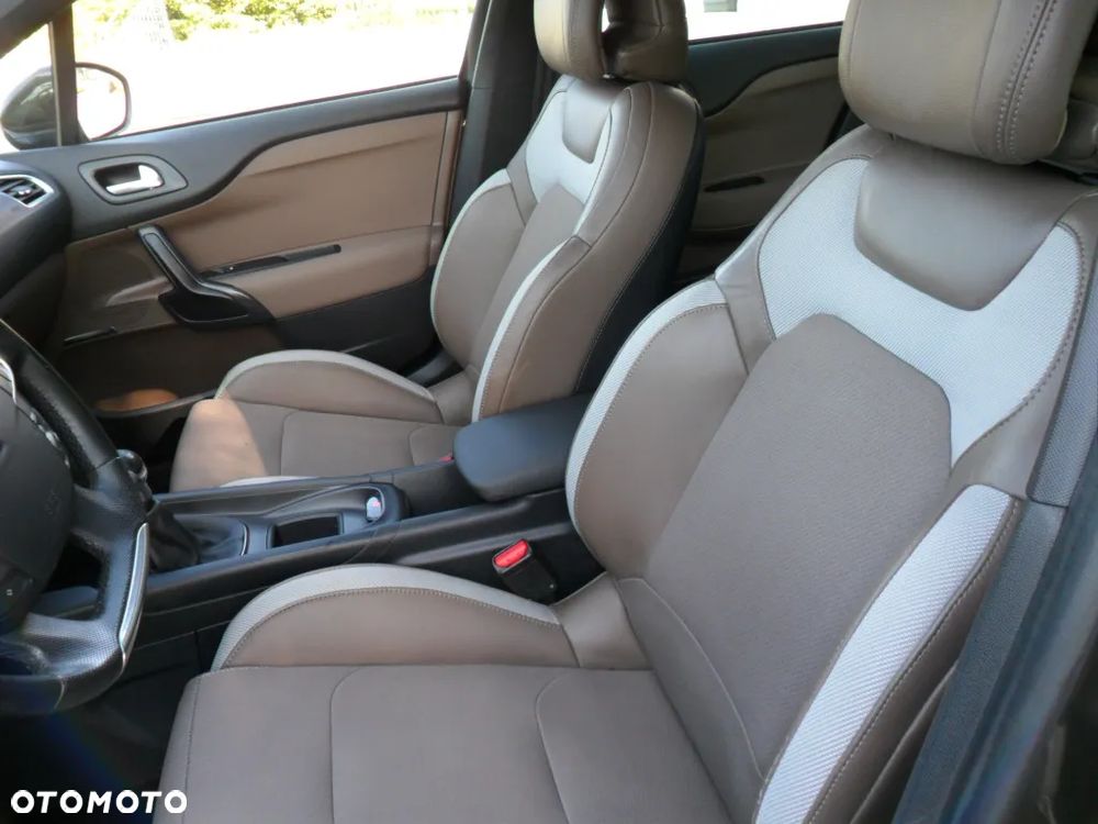 Citroën DS4 VTi 120 SoChic - 18