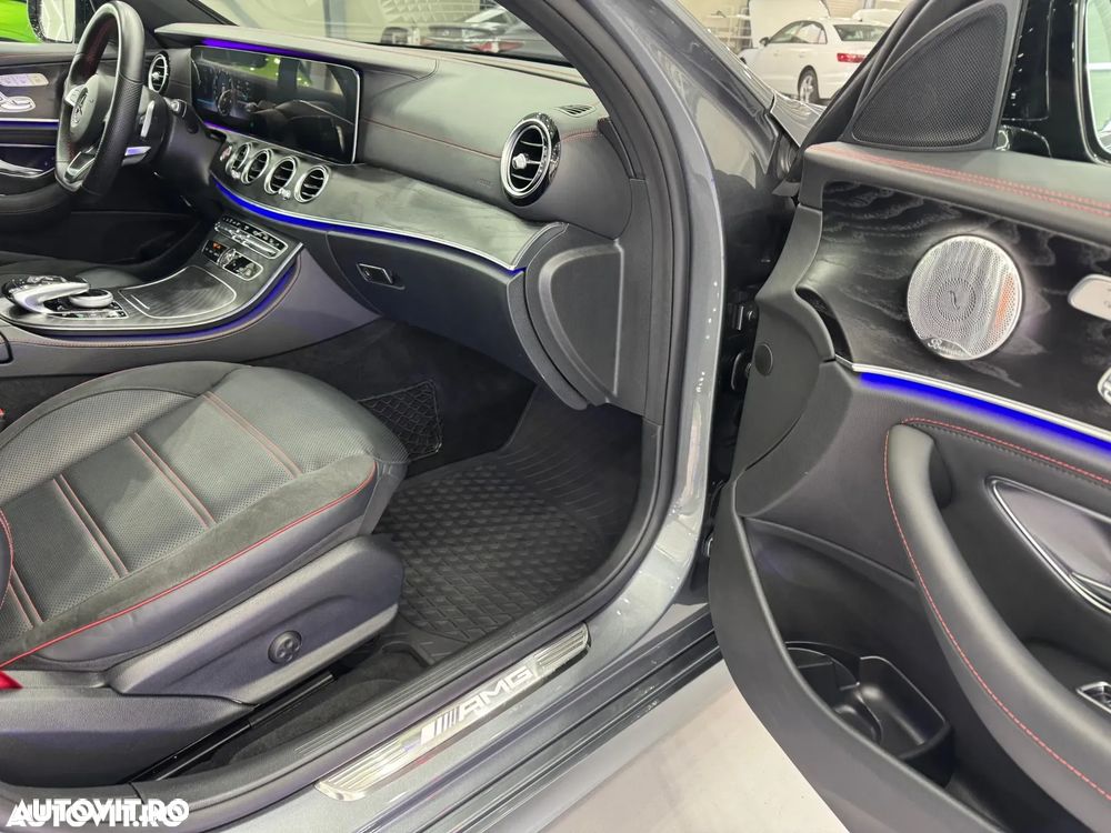 Mercedes-Benz E - 11