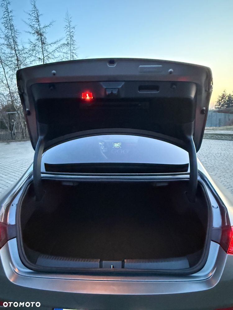 Mercedes-Benz CLA - 14