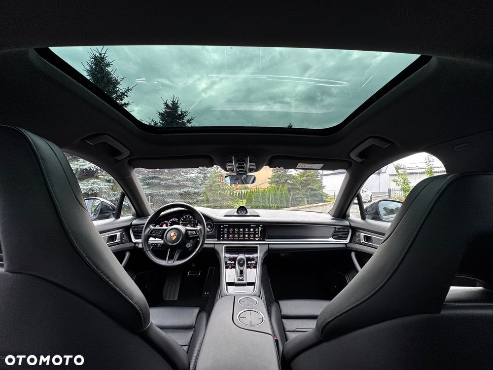 Porsche Panamera 4 E-Hybrid Platinum Edition - 8