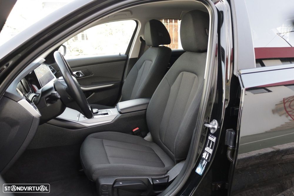 BMW 318 d Auto - 22