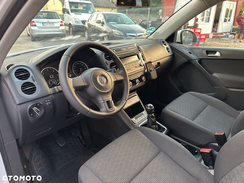Volkswagen Tiguan 2.0 TDI DPF BlueMotion Technology Trend & Fun - 14