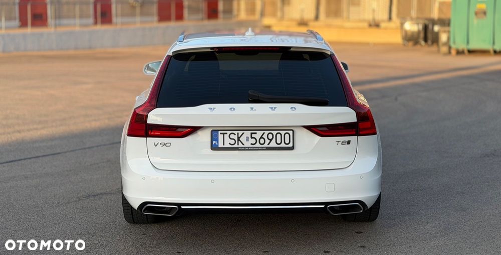 Volvo V90 T8 Twin Engine AWD Momentum - 13