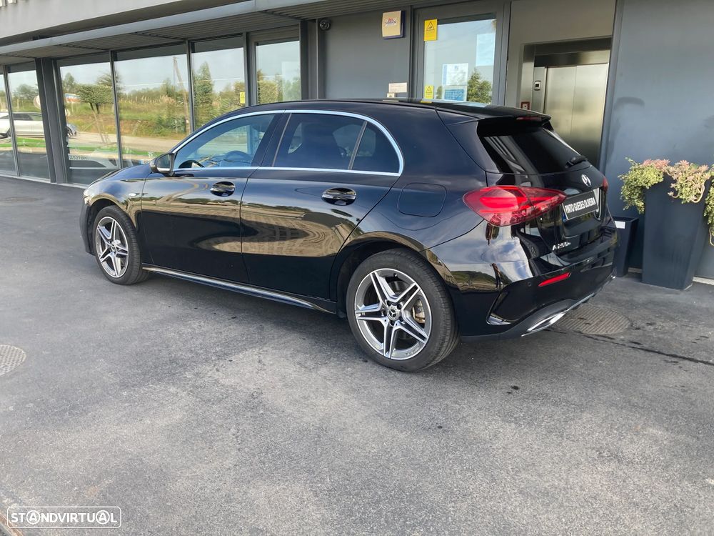 Mercedes-Benz A 250 e 8G-DCT AMG Line - 6