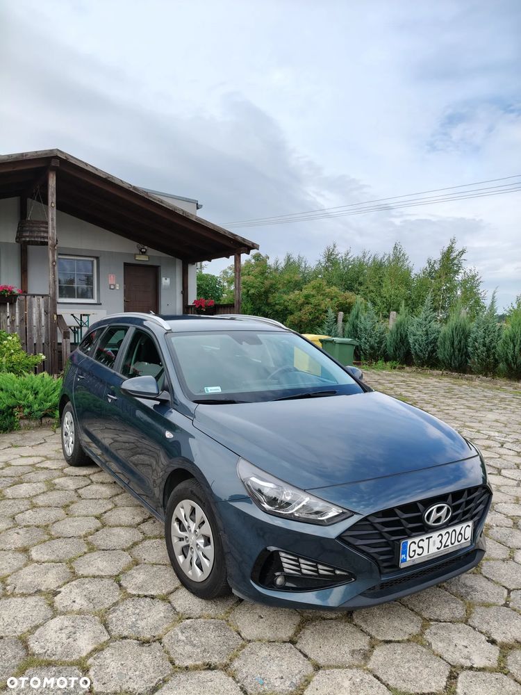 Hyundai i30 1.5 DPI Classic + - 5