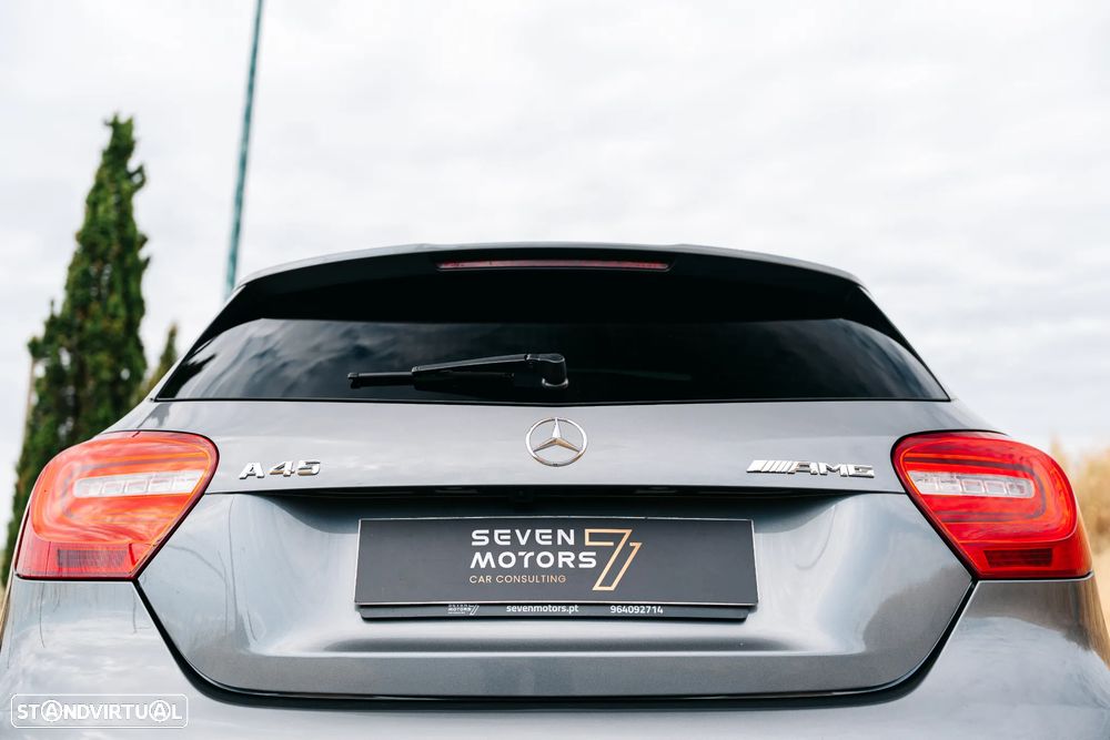 Mercedes-Benz A 45 AMG 4-Matic - 18